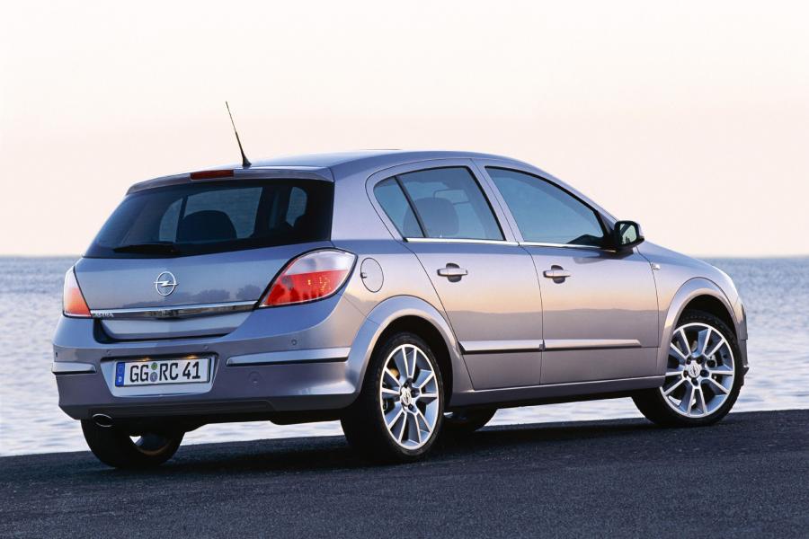  Opel Astra 2005 года  (фото 84 из 141)